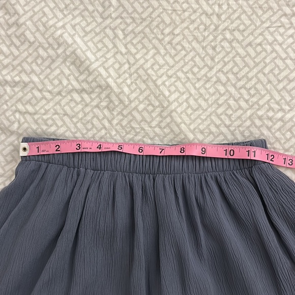 Hollister Ultra High Rise Tiered Crinkle Maxi Skirt (S) - Picture 7 of 10